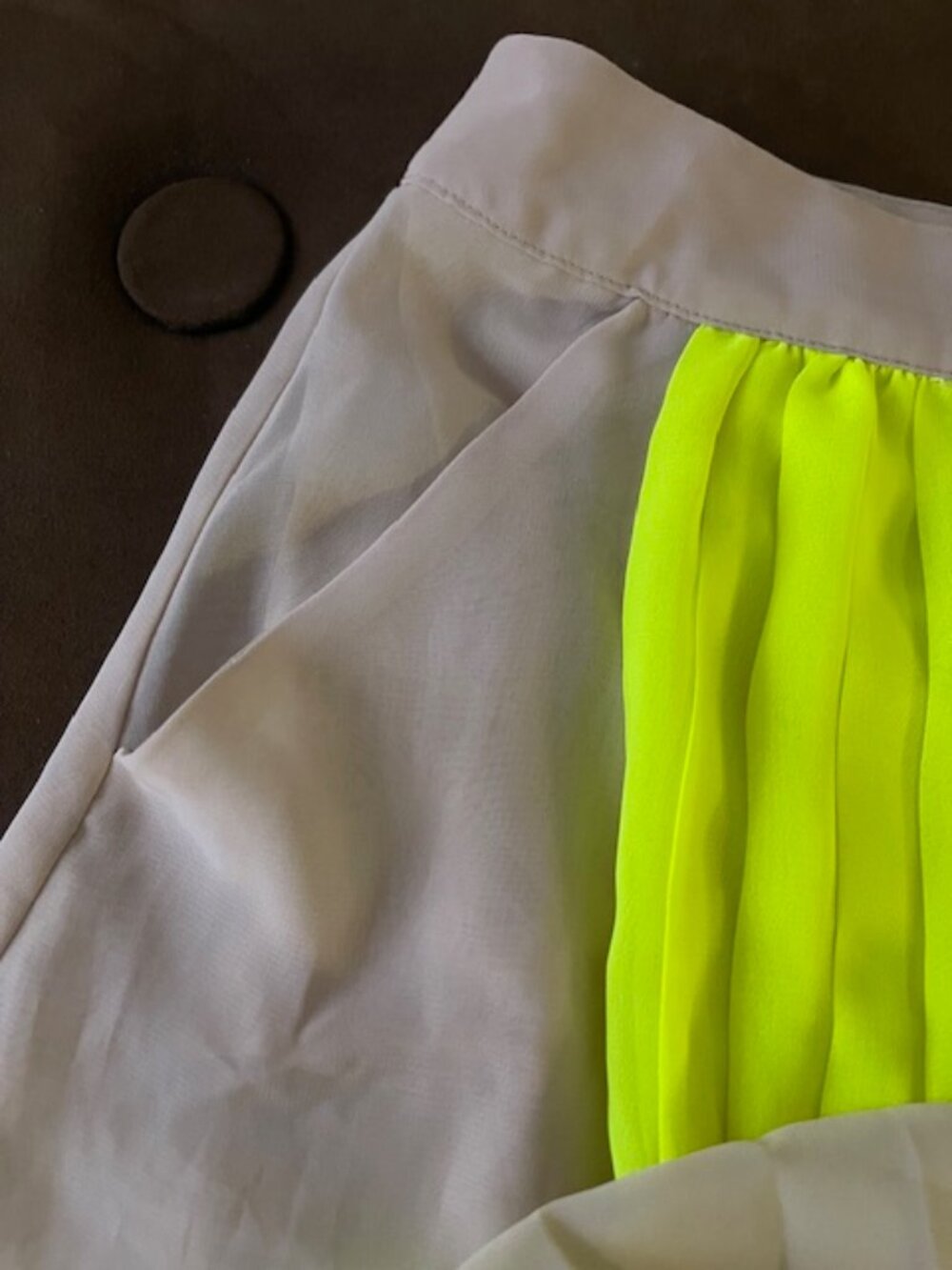 Womans Skirt - Picture 3 of 7